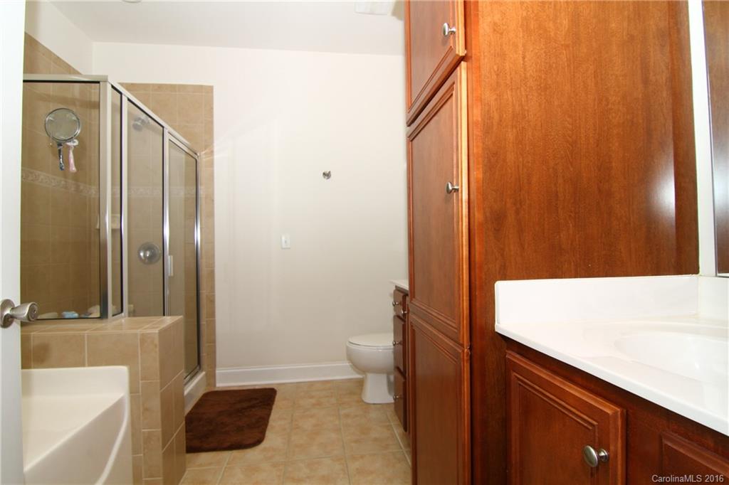 8919 Rosalyn Glen Road, Unit 103 Cornelius, NC 28031 - Photo 8 of 9