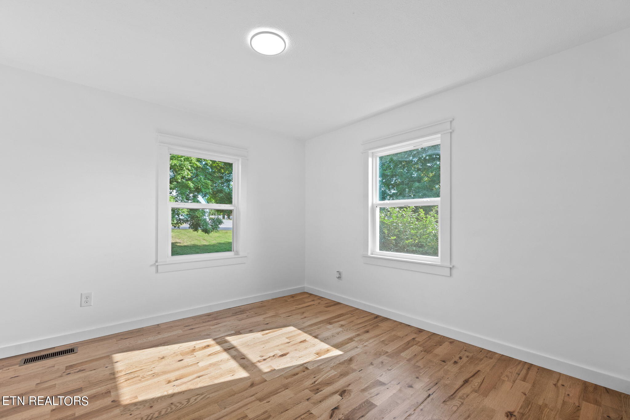 386 McKinney Road La Follette, TN 37766 - Photo 29 of 46 Gallery Image 29