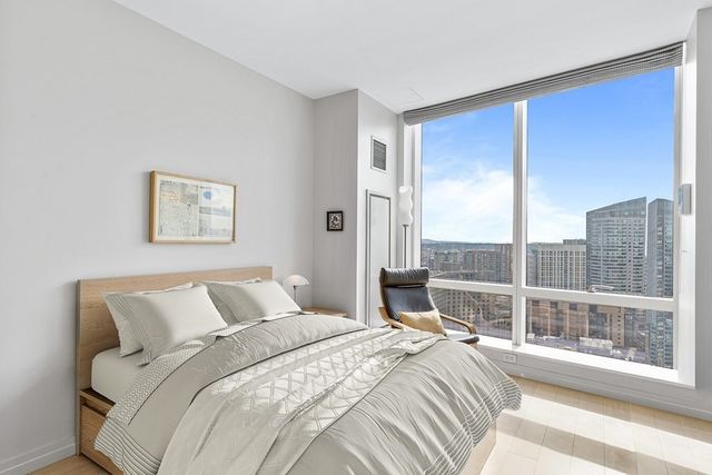 $3,000,000 | 1 Franklin Street, Unit 3203, Boston, MA 02110
