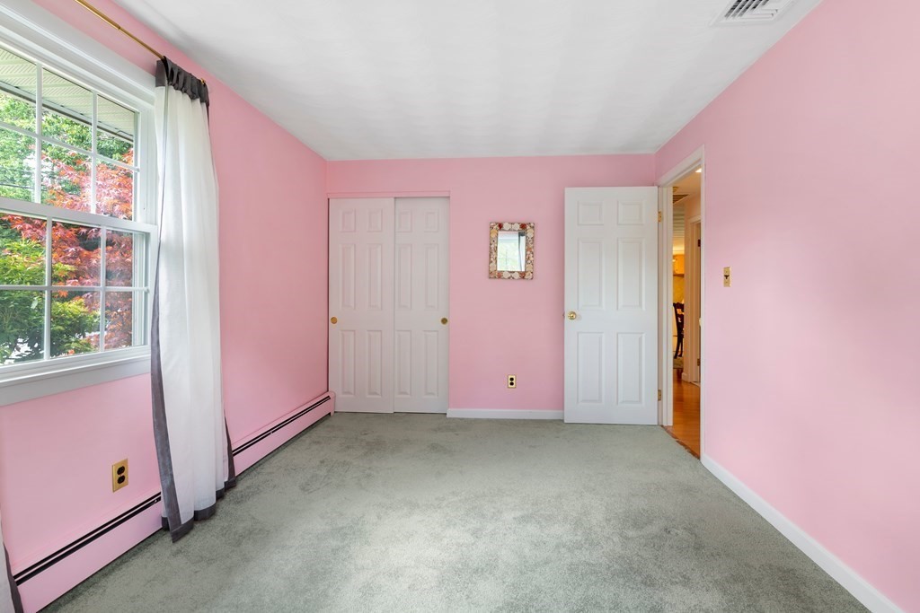 39 Ruthellen Road Framingham, MA 01701 - Photo 21 of 35