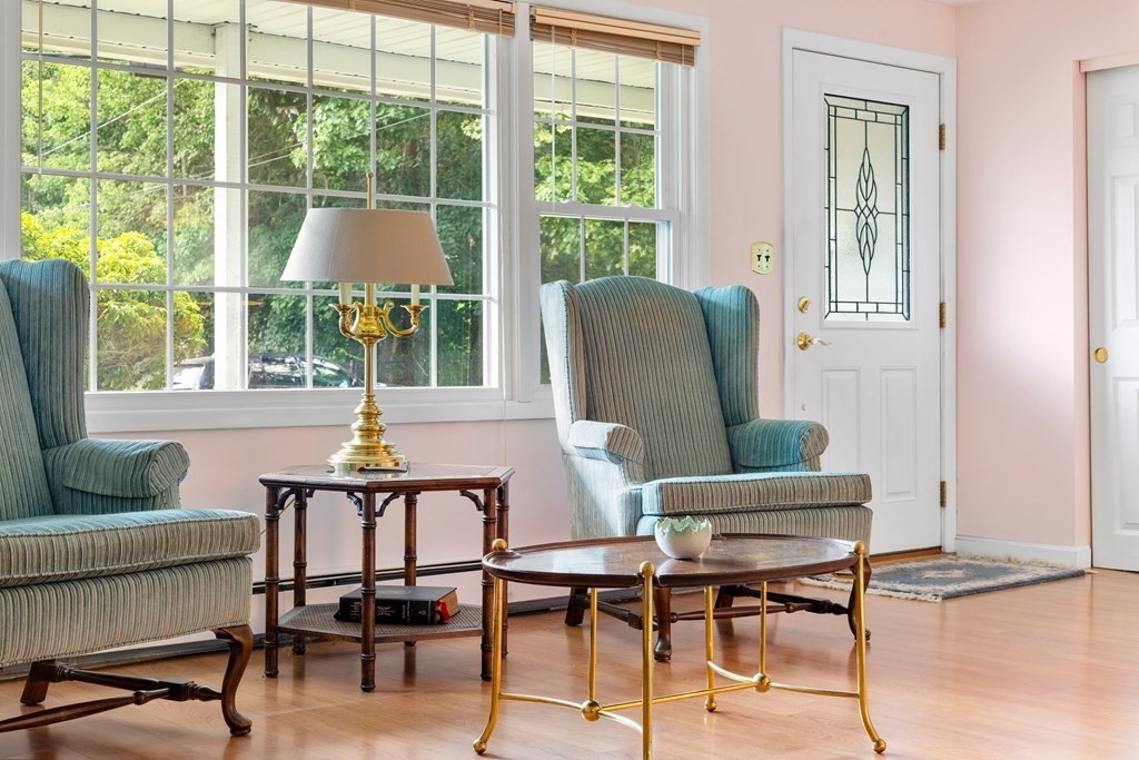 39 Ruthellen Road Framingham, MA 01701 - Photo 5 of 35