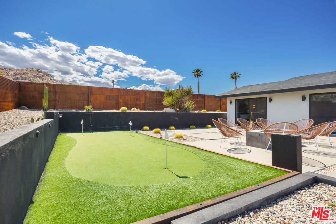 7815 Outpost Road Joshua Tree, CA 92252 - Photo 36 of 48 Gallery Image 36