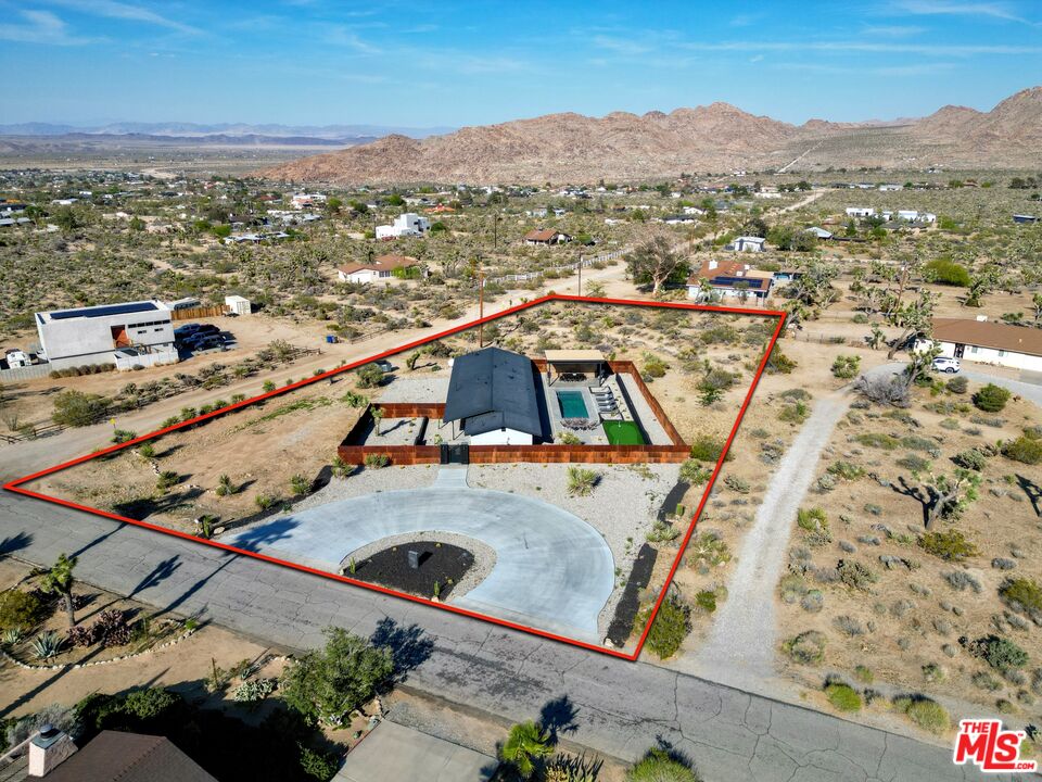 7815 Outpost Road Joshua Tree, CA 92252 - Photo 46 of 48 Gallery Image 46