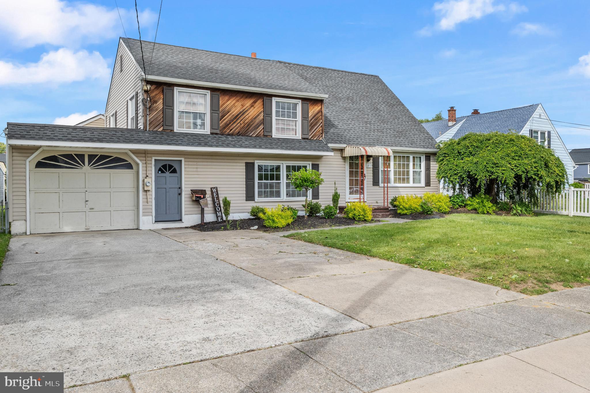 371 Annabelle Avenue Carneys Point, NJ 08069 - Photo 2 of 34