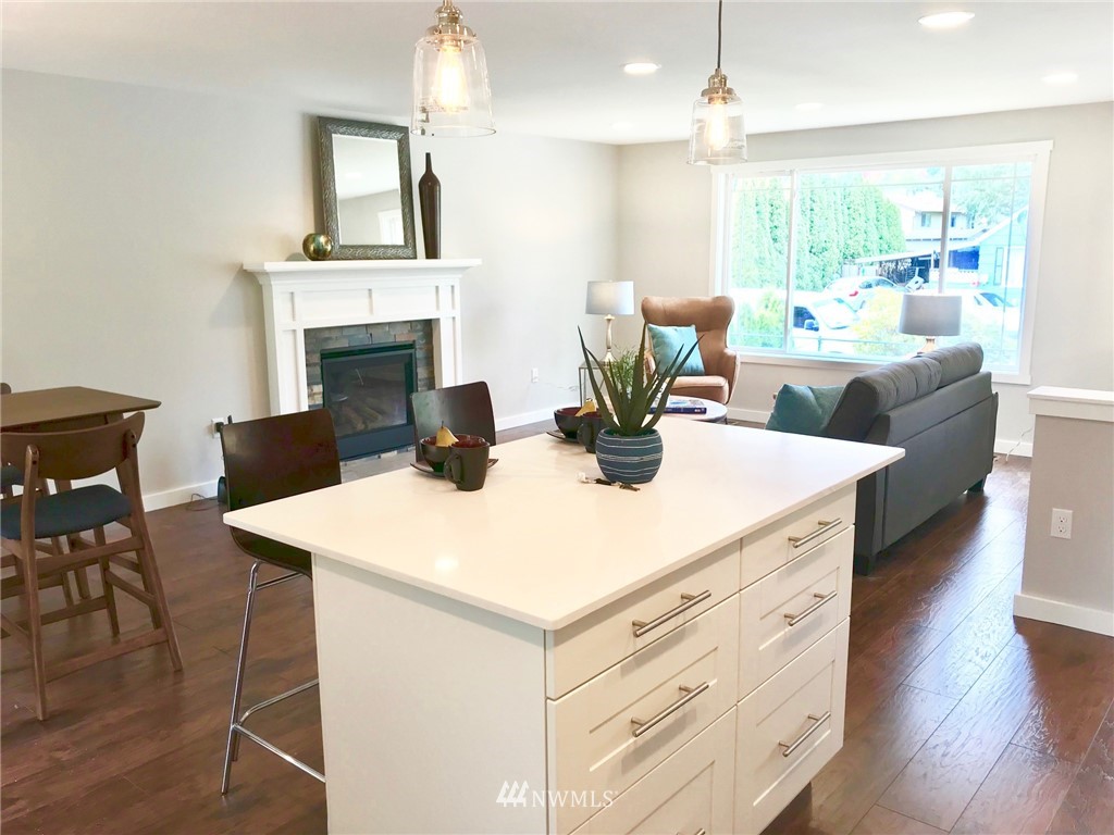 7603 Lower Ridge Road Everett, WA 98203 - Photo 5 of 22