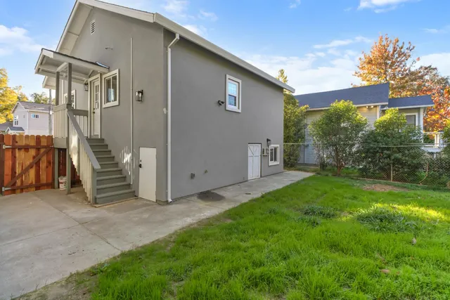 a view of an entryway with staircase