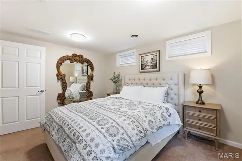 $370,000 | 4 Cambourne Court, St. Peters, MO 63376