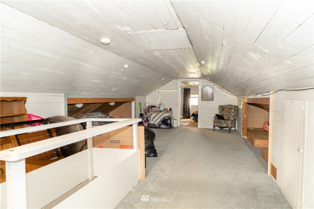 191 Stevens Road Doty, WA 98539 - Photo 17 of 19 a view of a storage & utility room with washer and dryer