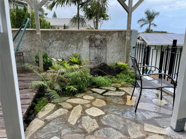 $2,900 | 47-374 Mawaena Street, Kaneohe, HI 96744