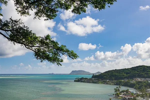 $2,900 | 47-374 Mawaena Street, Kaneohe, HI 96744