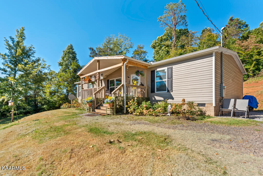1751 Dumplin Loop Road New Market, TN 37820 - Photo 6 of 30 DmplnLp1751 (72)