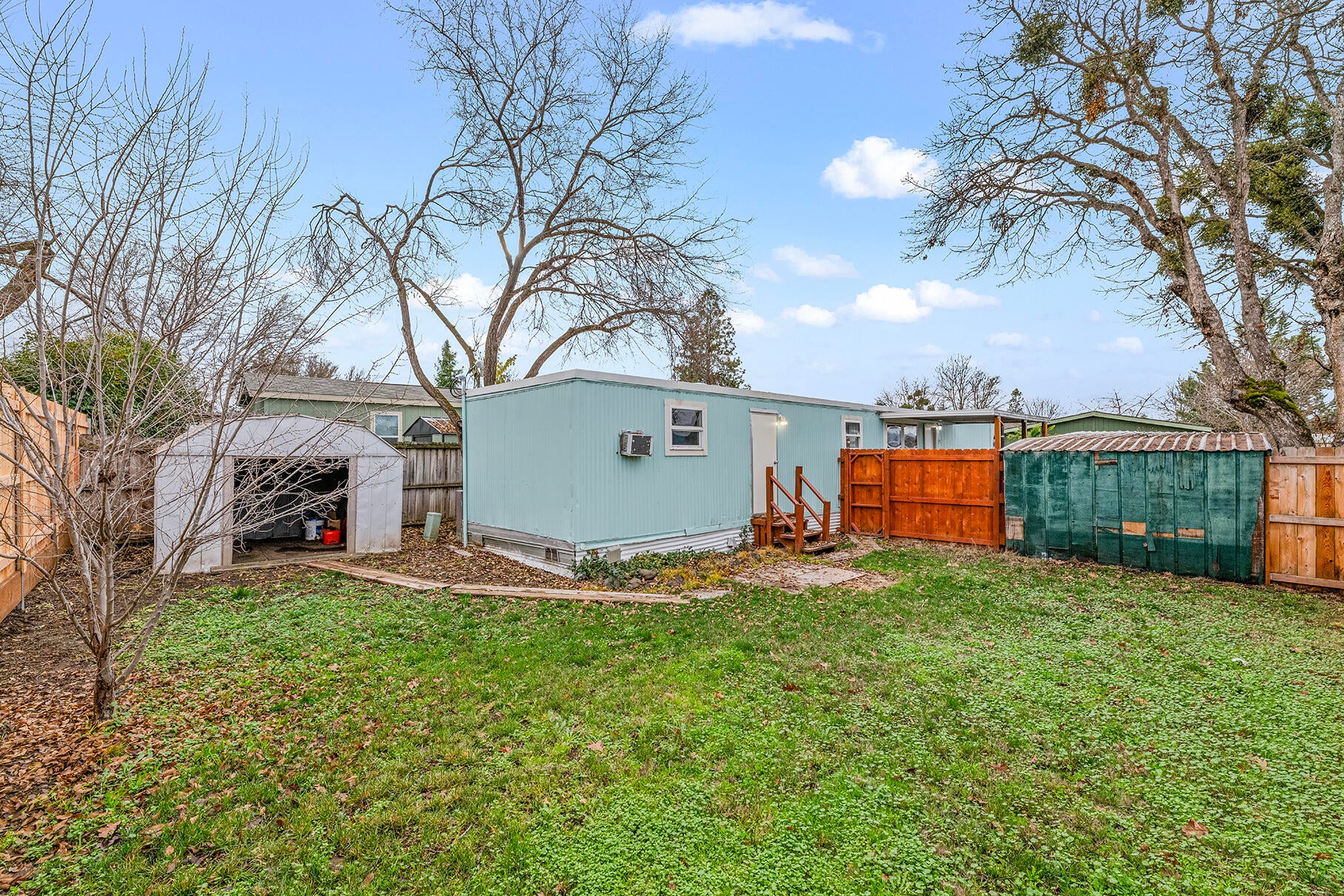 414 Stevens Road, Unit 34 Eagle Point, OR 97524 - Photo 14 of 19 16