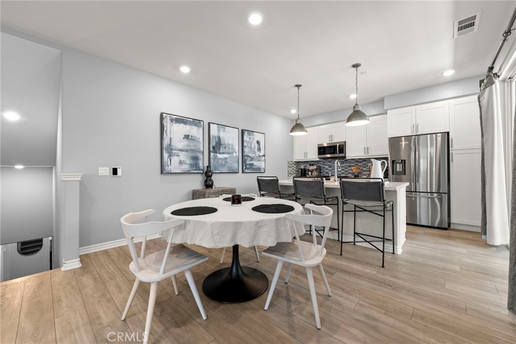 17879 Upton Carson, CA 90746 - Photo 13 of 39
