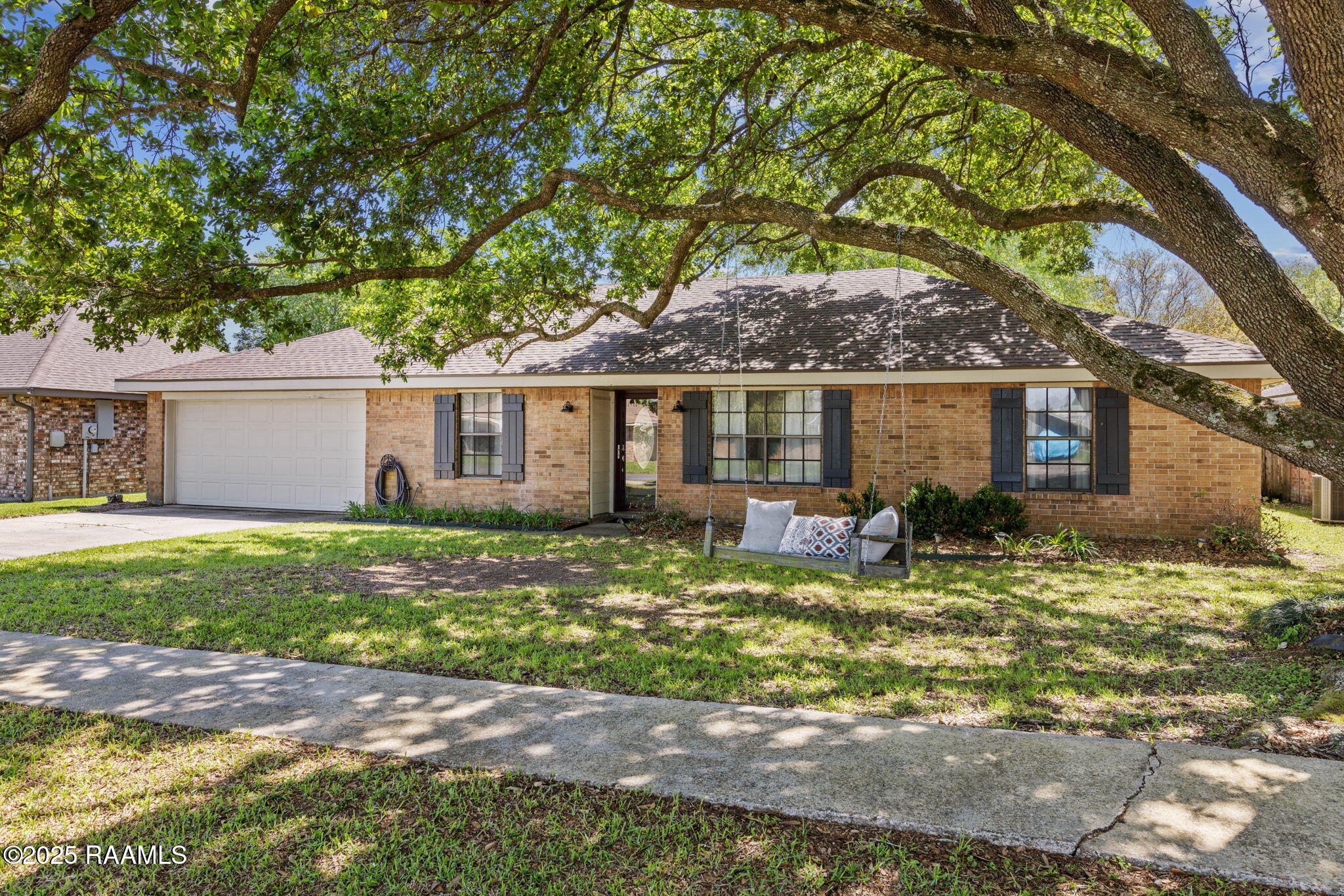 104 Parsonage Lane Lafayette, LA 70503 - Photo 1 of 26 104 Parsonage