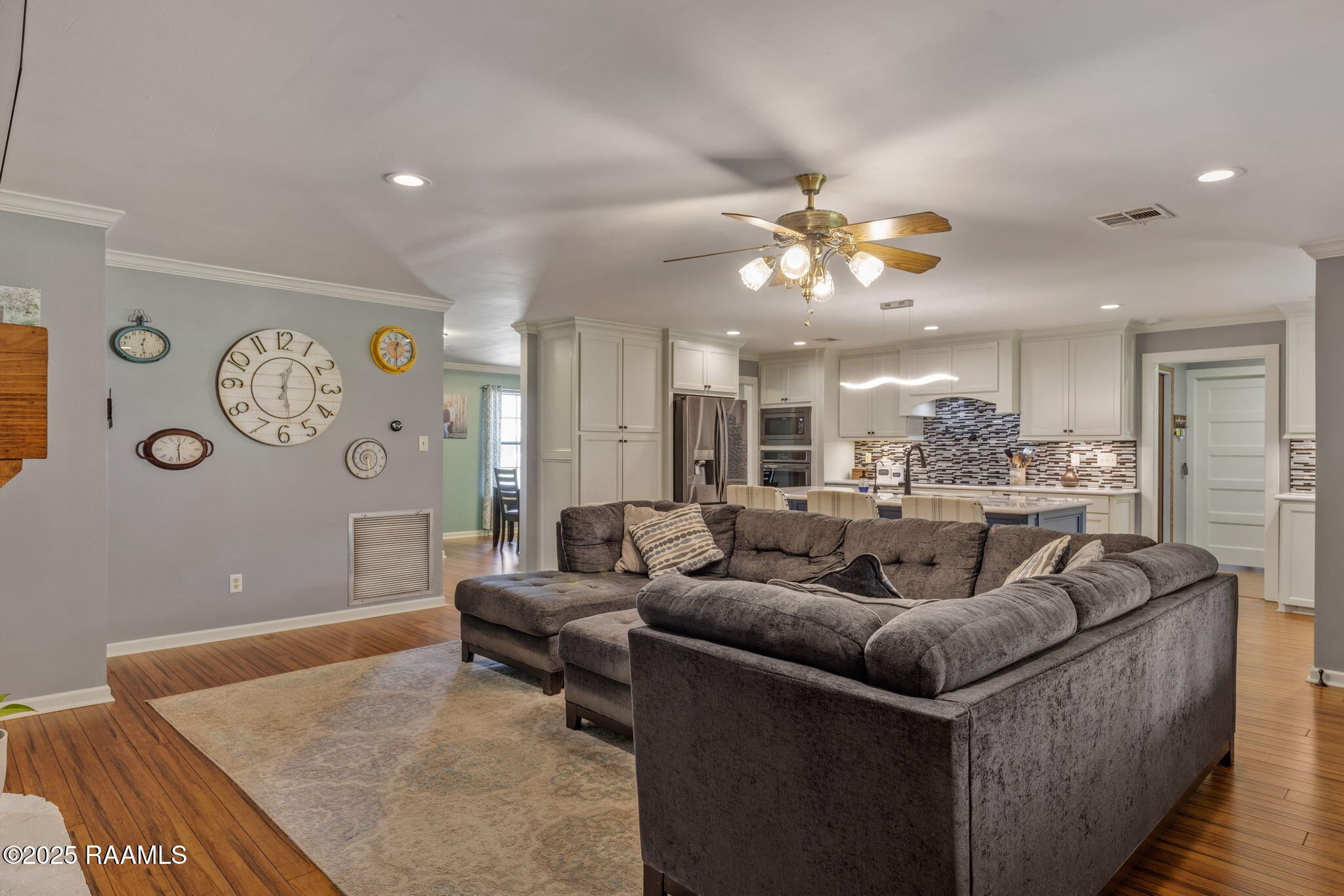 104 Parsonage Lane Lafayette, LA 70503 - Photo 19 of 26 Living Space