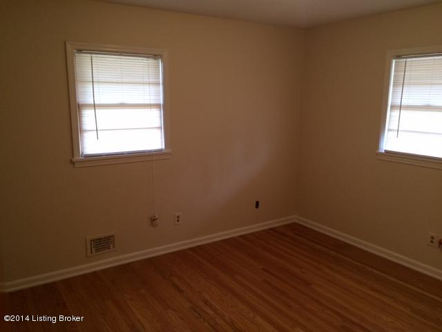 7510 Westbrook Road Louisville, KY 40258 - Photo 15 of 18 Bedroom2