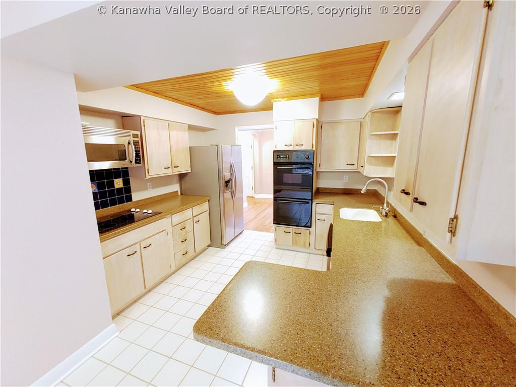 896 Sherwood Road Charleston, WV 25314 - Photo 9 of 19 Gallery Image 9
