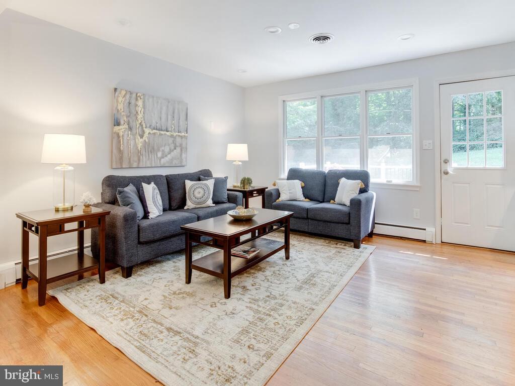 8 Roe Lane Arnold, MD 21012 - Photo 15 of 43 Gallery Image 15