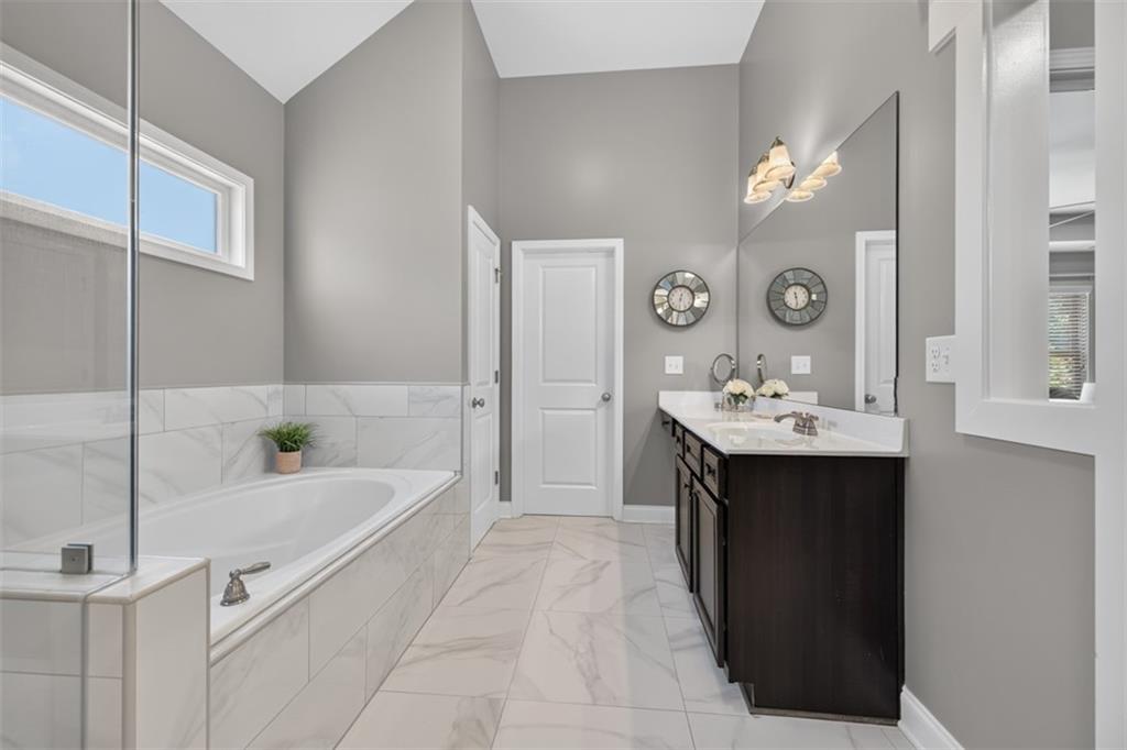 1229 Redhead Lane Jefferson, GA 30549 - Photo 18 of 40