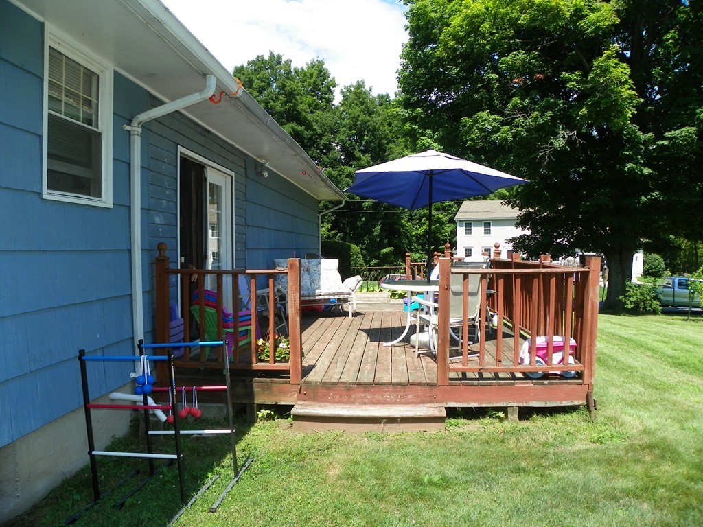 1400 Amostown Road West Springfield, MA 01089 - Photo 20 of 23