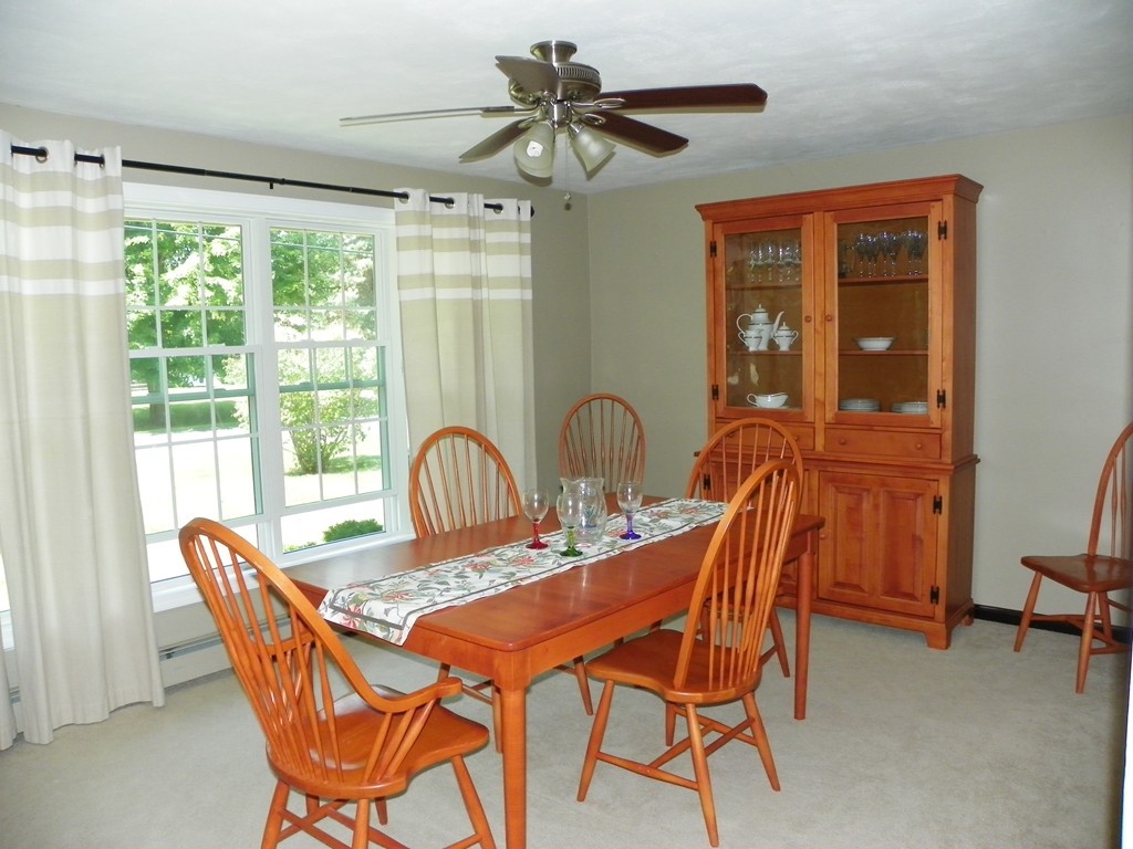 1400 Amostown Road West Springfield, MA 01089 - Photo 5 of 23