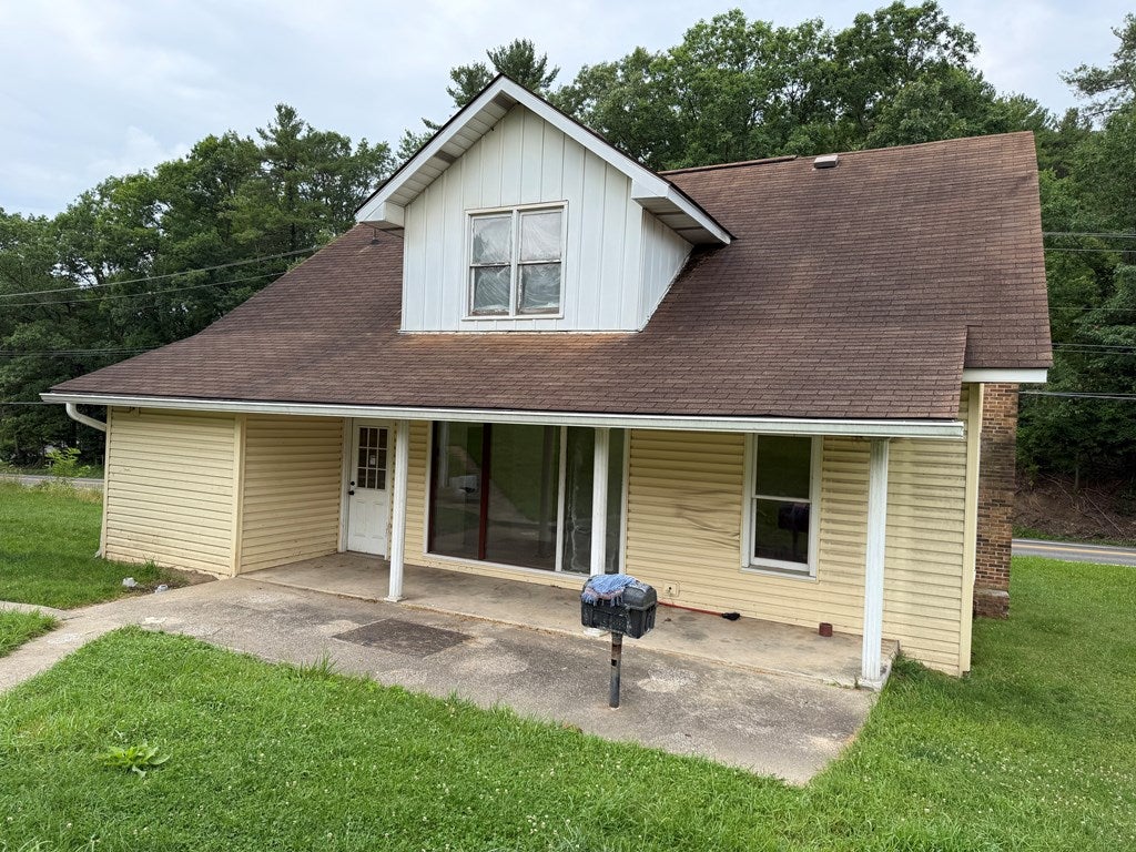 1569 Ritter Drive Daniels, WV 25832 - Photo 8 of 49 Gallery Image 8