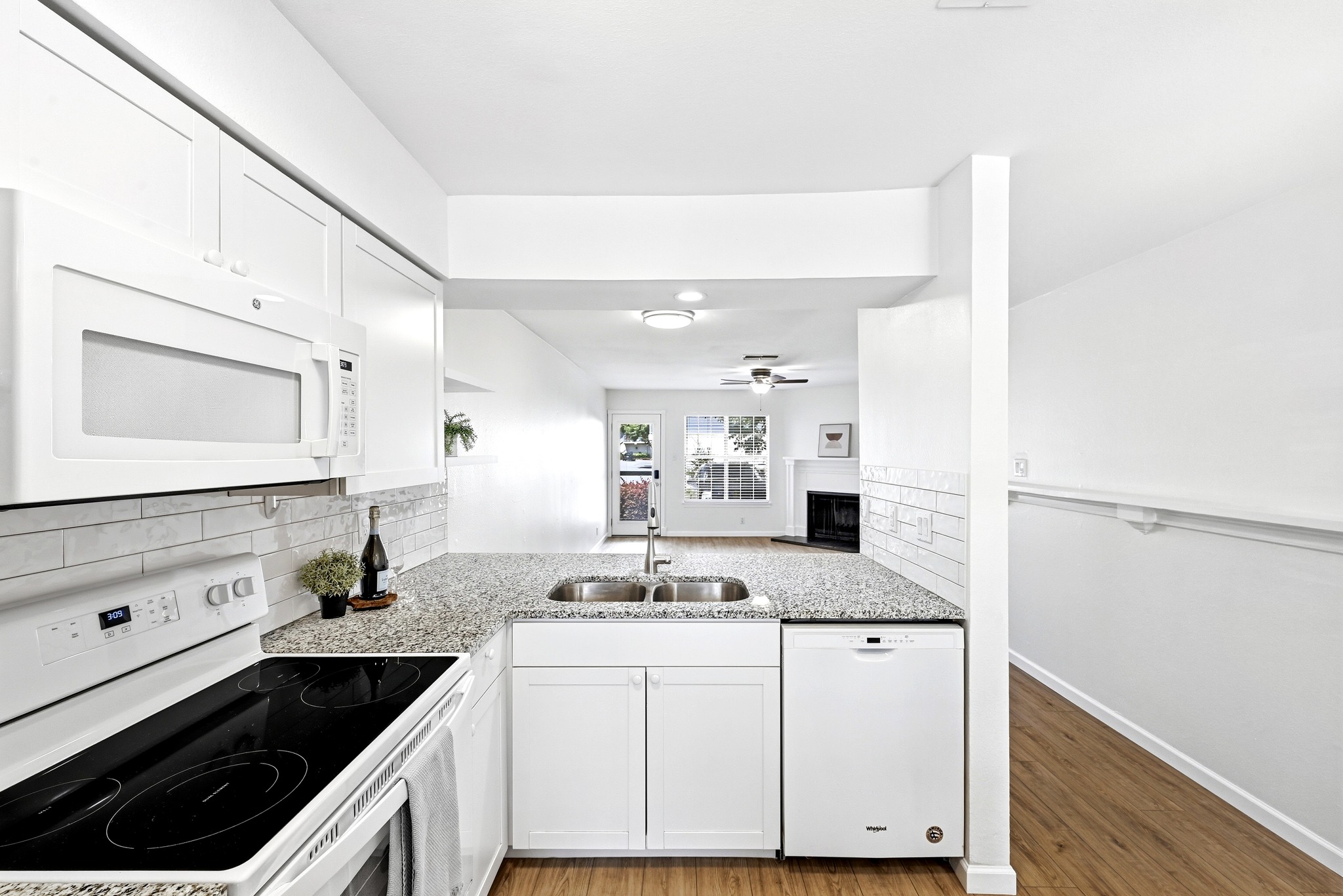 2215 Post Road, Unit 1026 Austin, TX 78704 - Photo 7 of 29
