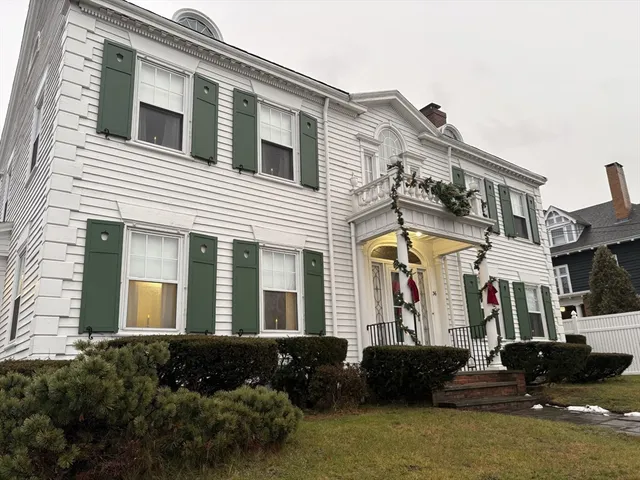 $999,900 | 36 Underwood Street, Pawtucket, RI 02860