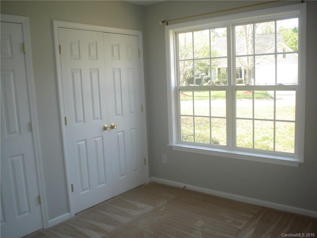 12427 Bravington Road Huntersville, NC 28078 - Photo 4 of 24 Gallery Image 4
