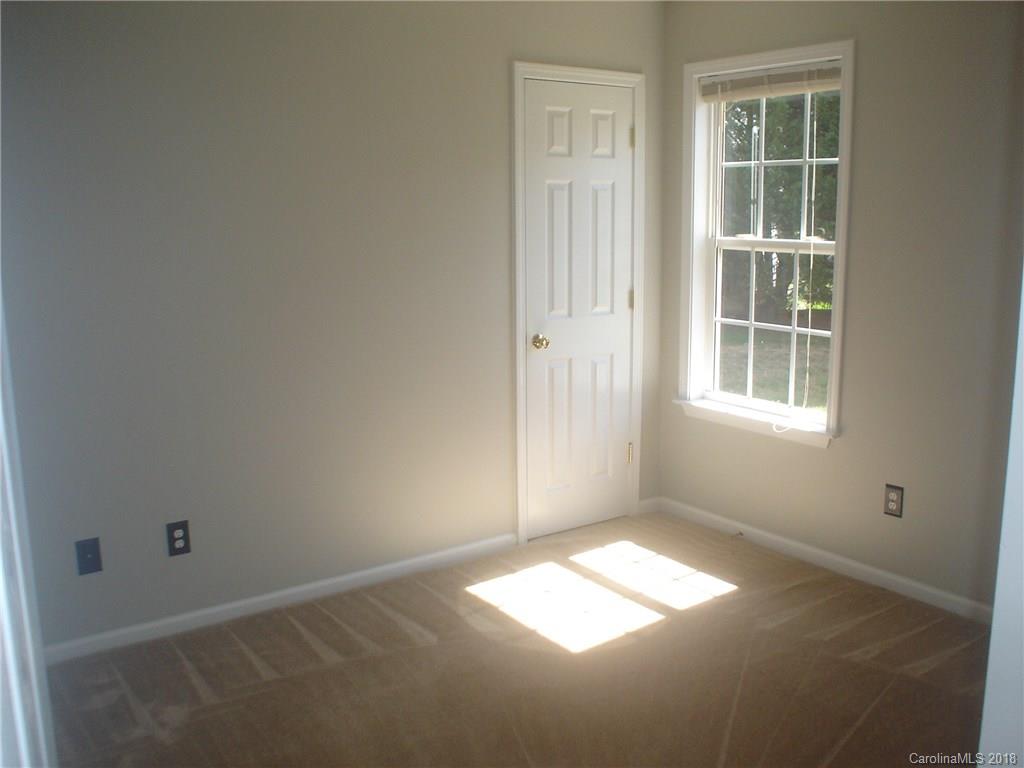 12427 Bravington Road Huntersville, NC 28078 - Photo 6 of 24 Gallery Image 6