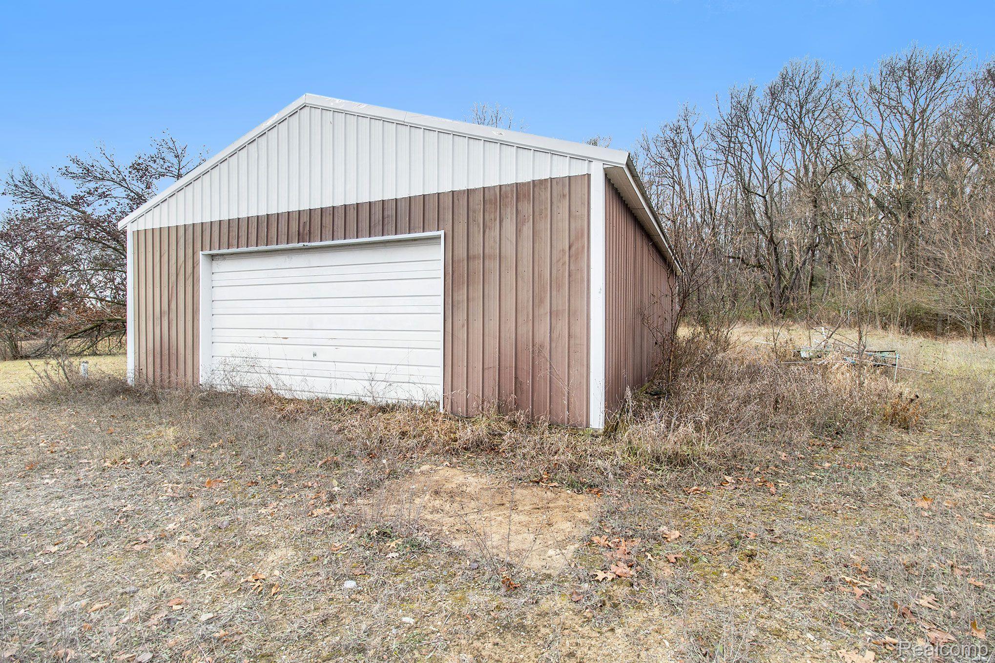 3541 Brophy Road Howell, MI 48855 - Photo 31 of 33 Gallery Image 31