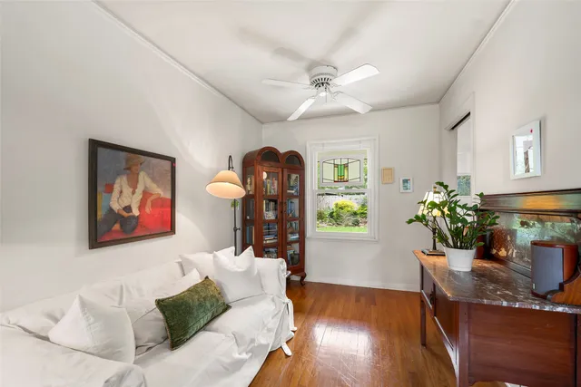 $1,200 | 2114 Saxon Drive, Houston, TX 77018