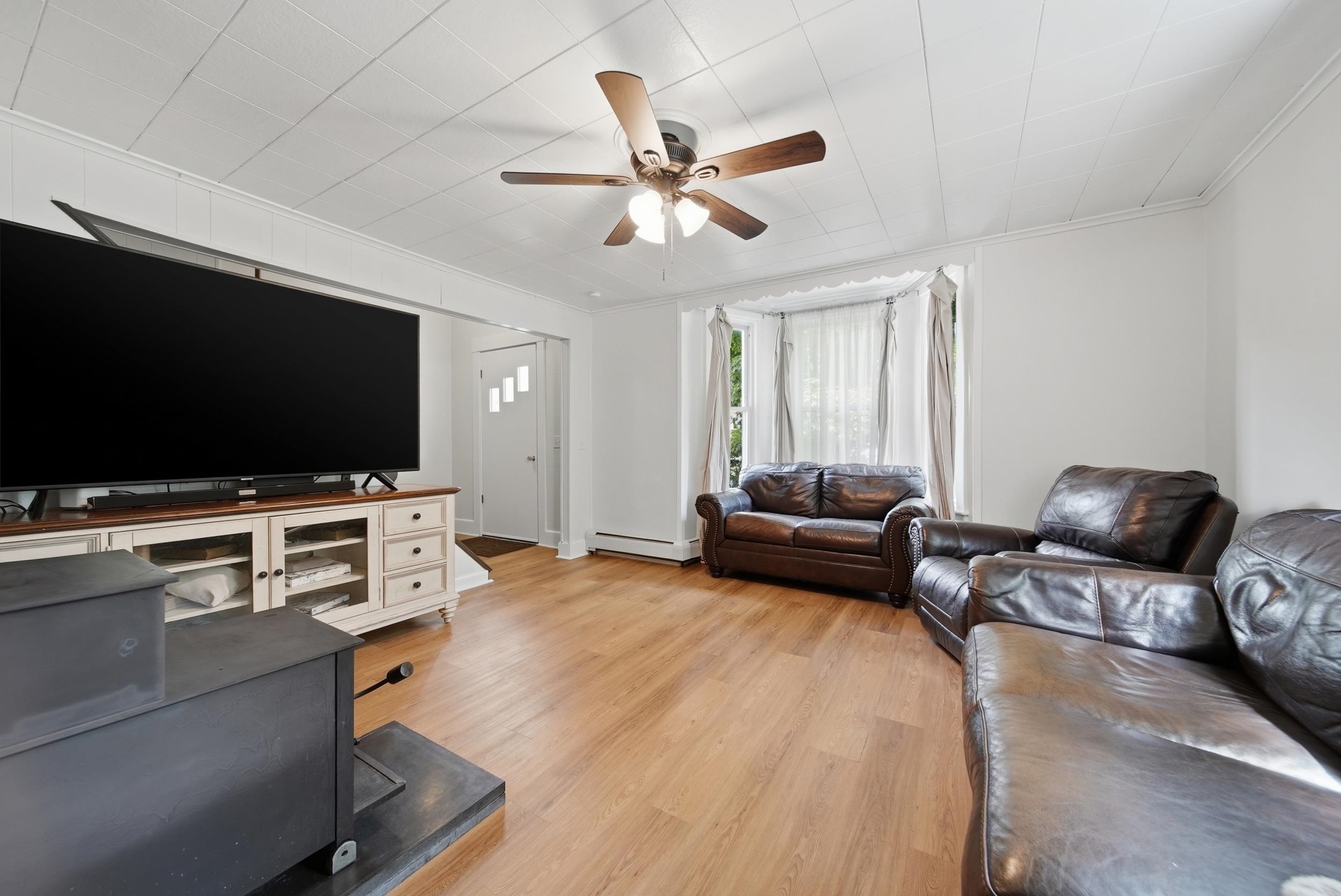 842 Portland Street Rochester, NH 03868 - Photo 13 of 37
