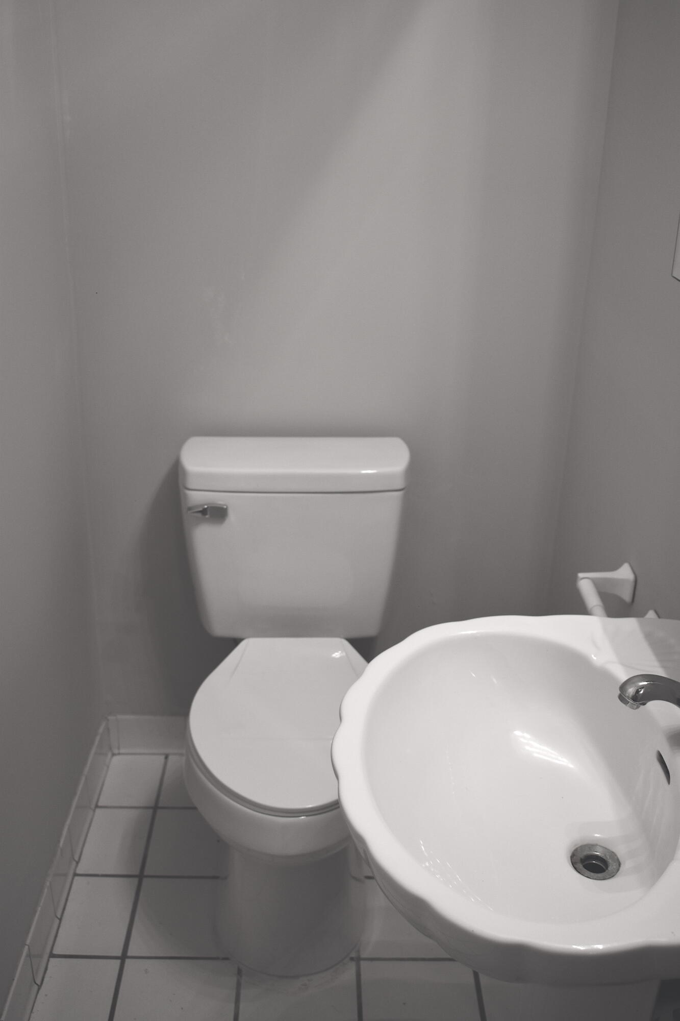 804 Hickman Road, Unit B Augusta, GA 30904 - Photo 4 of 9 Bathroom