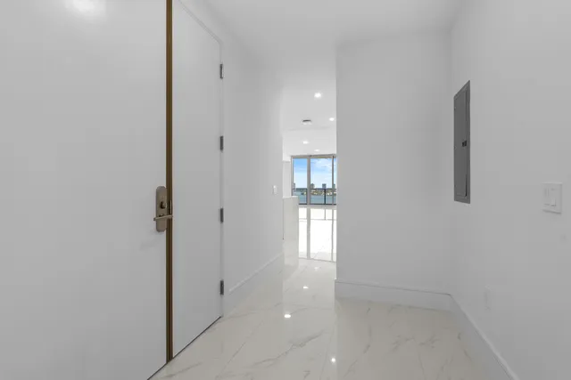 $1,950,000 | 220 Lake Shore Drive, Unit 1210, Lake Park, FL 33403