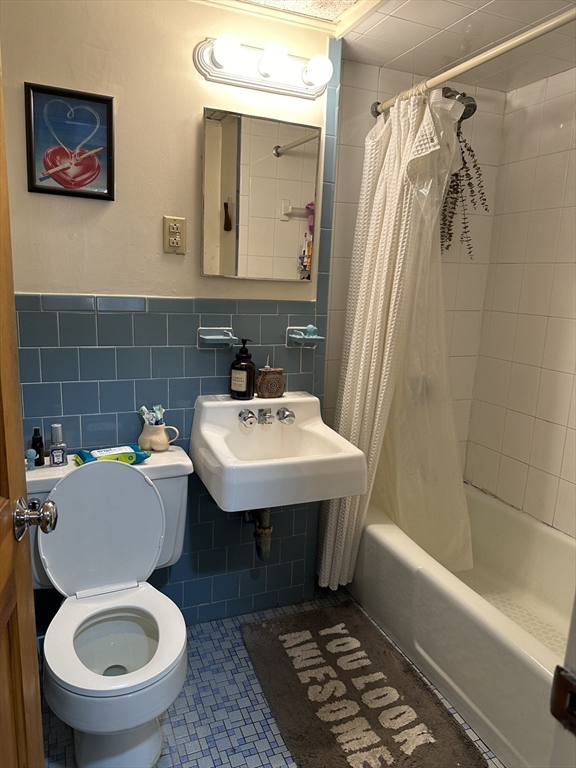 907 Beacon Street, Unit 2 Boston, MA 02215 - Photo 7 of 13