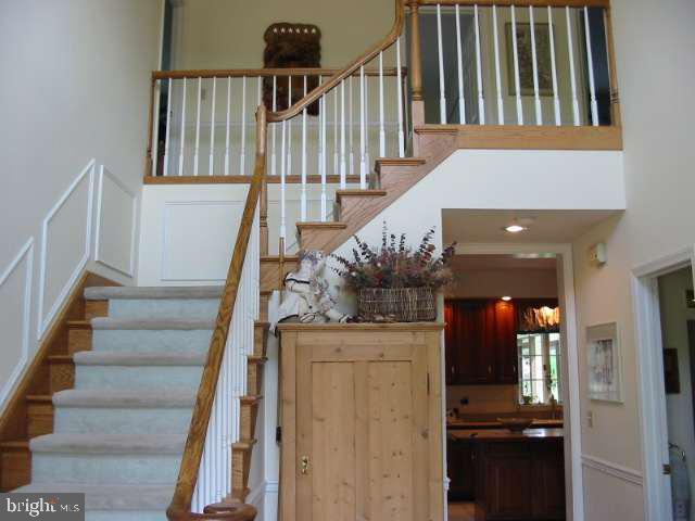 305 Highland Road Hershey, PA 17033 - Photo 4 of 6