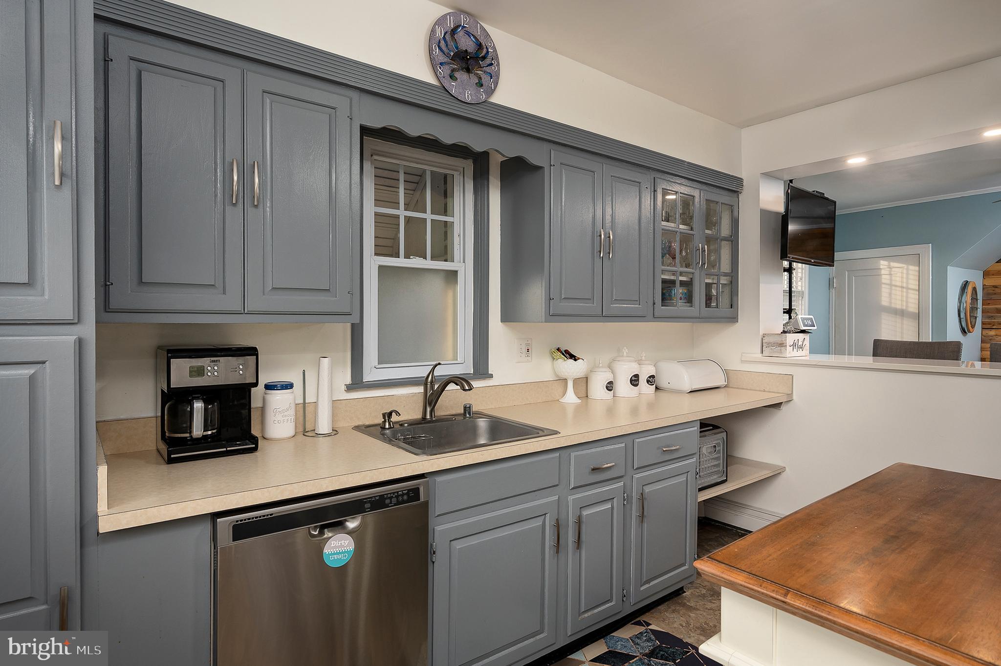 2723 Alden Road Baltimore, MD 21234 - Photo 13 of 35 Kitchen (alt view)