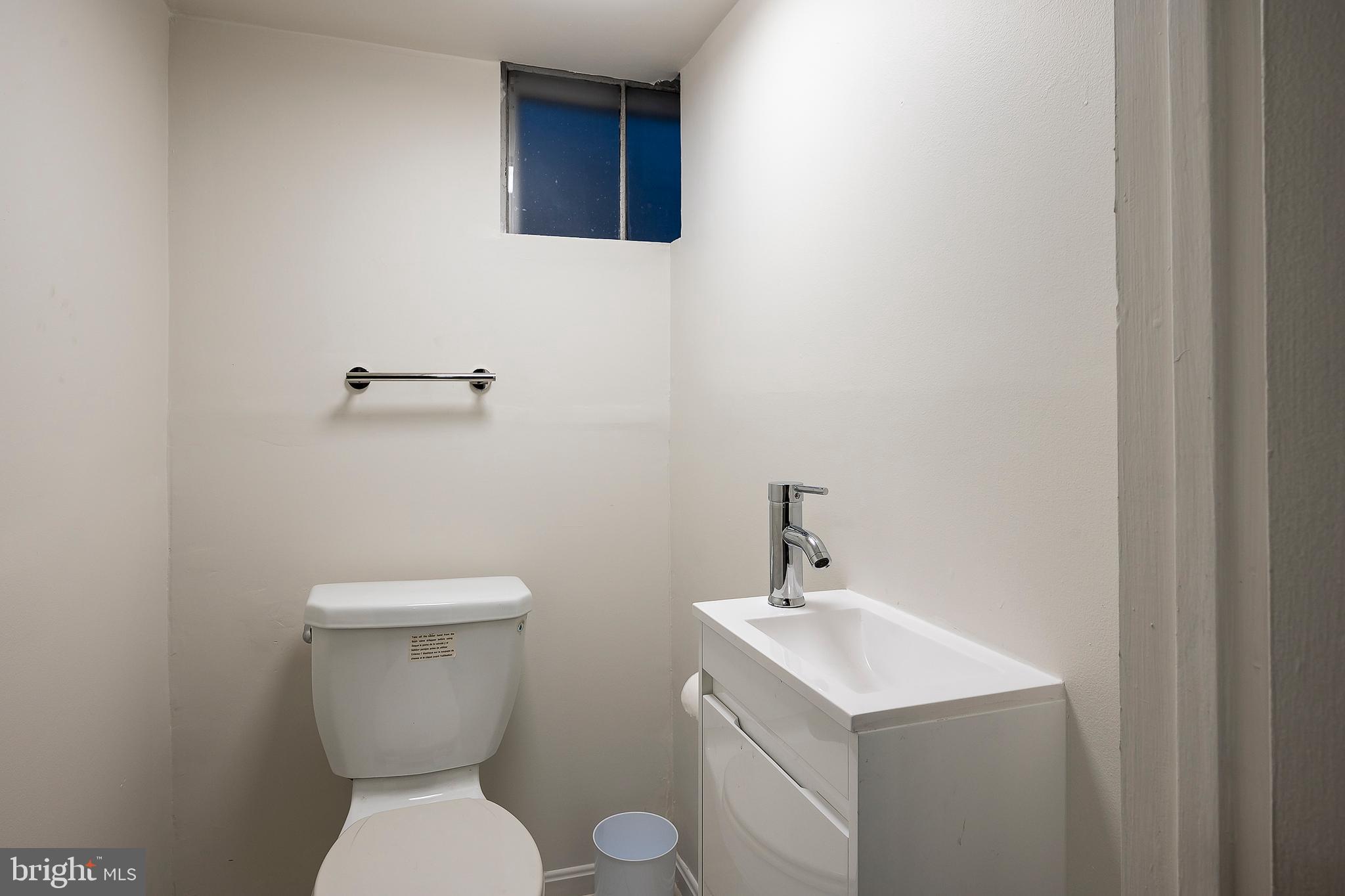 2723 Alden Road Baltimore, MD 21234 - Photo 26 of 35 Half Bathroom