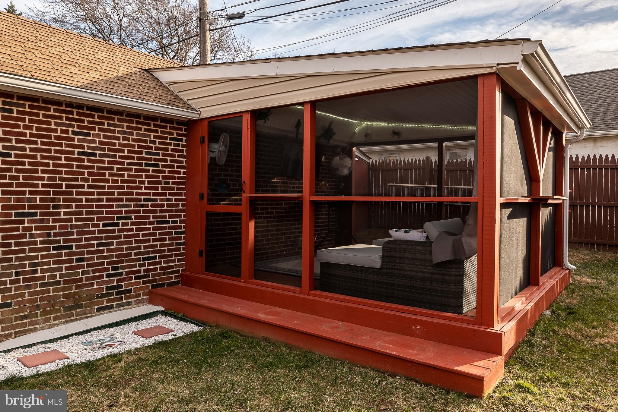 2723 Alden Road Baltimore, MD 21234 - Photo 30 of 35 Screened In Patio