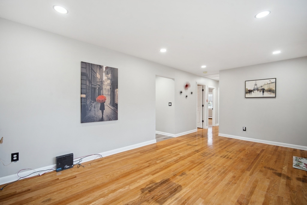 178 Flint Street Springfield, MA 01129 - Photo 13 of 32 Gallery Image 13