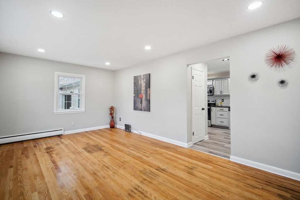 178 Flint Street Springfield, MA 01129 - Photo 14 of 32 Gallery Image 14