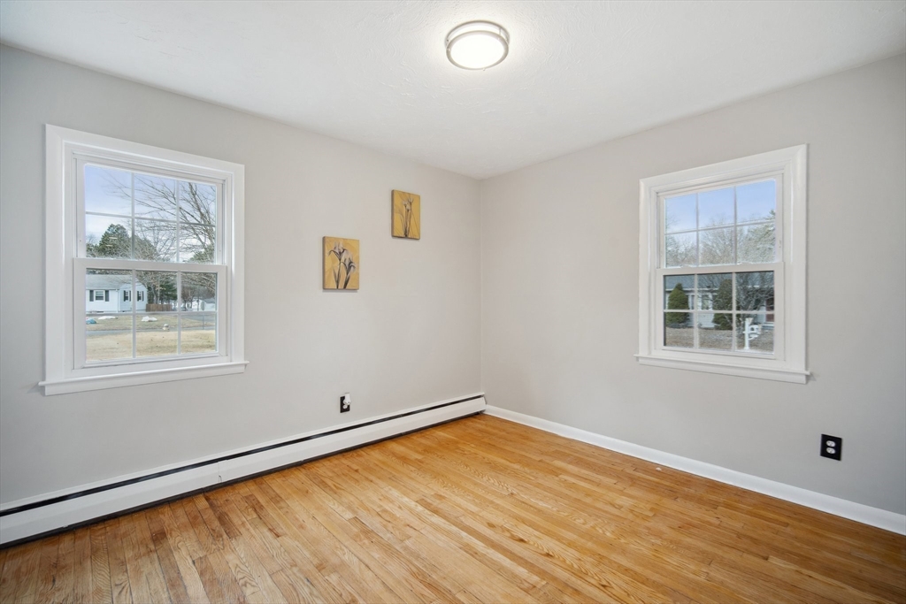178 Flint Street Springfield, MA 01129 - Photo 21 of 32 Gallery Image 21