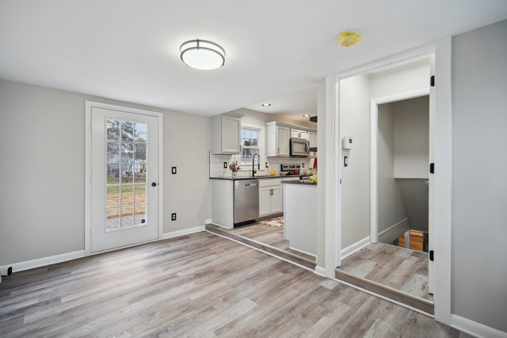 178 Flint Street Springfield, MA 01129 - Photo 6 of 32 Gallery Image 6