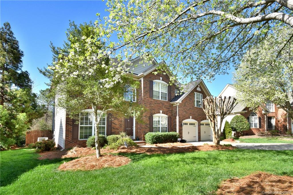 6528 Elfreda Road Charlotte, NC 28270 - Photo 2 of 22