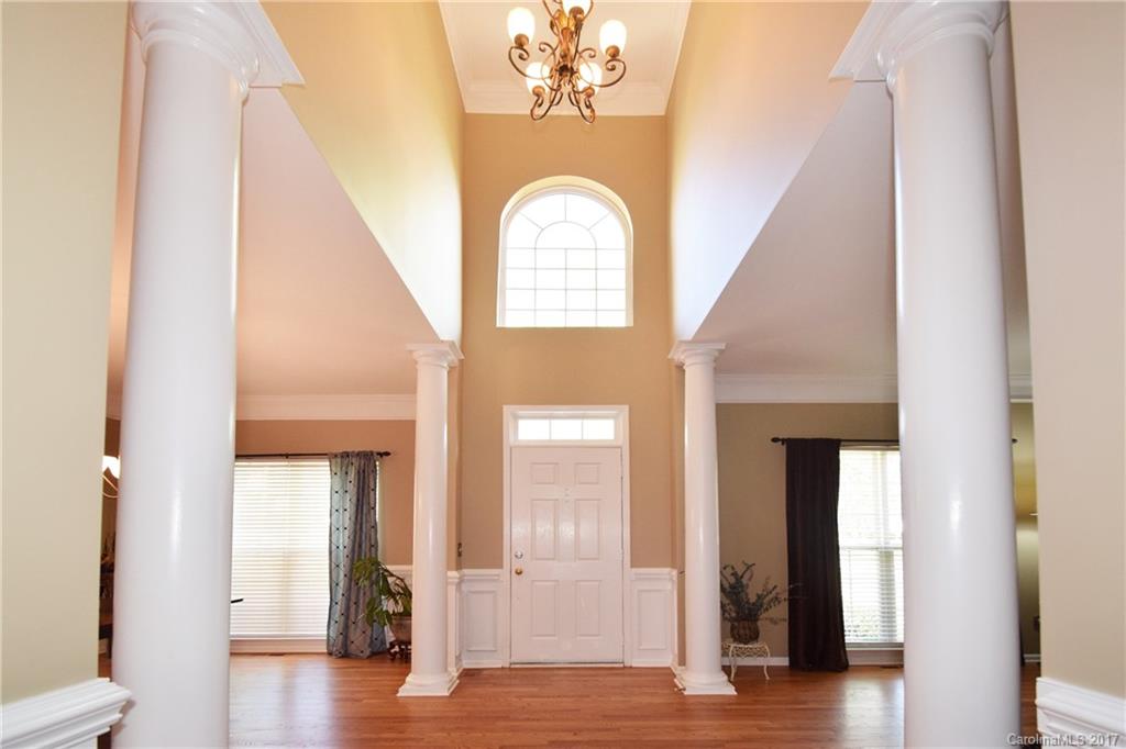 6528 Elfreda Road Charlotte, NC 28270 - Photo 3 of 22
