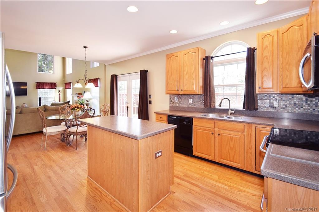 6528 Elfreda Road Charlotte, NC 28270 - Photo 7 of 22