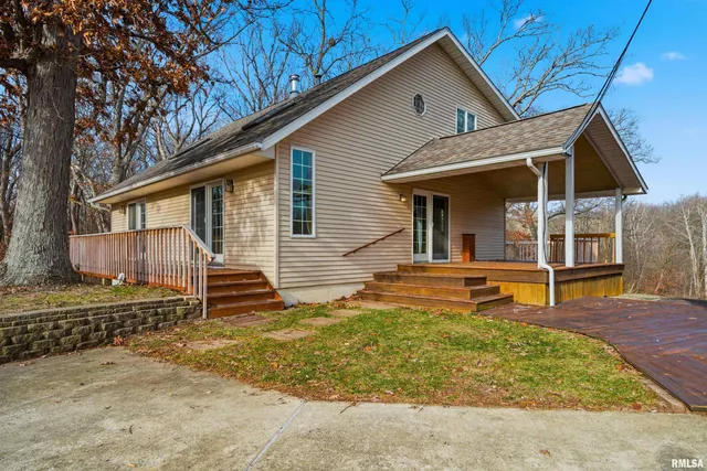 $475,000 | 2075 Zion Oaks Road, Pekin, IL 61554