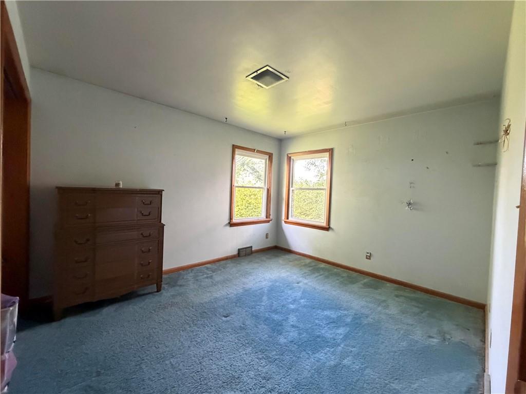 141 Ridge Avenue Aliquippa, PA 15001 - Photo 6 of 10