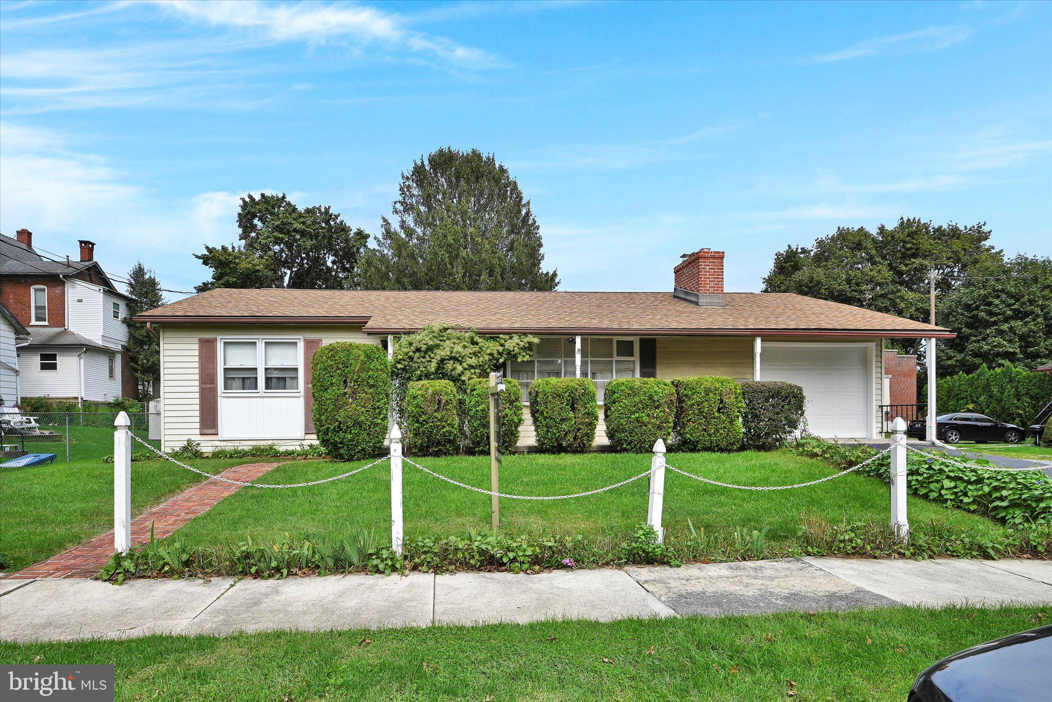 659 Vester Place Sinking Spring, PA 19608 - Photo 3 of 29 Gallery Image 3